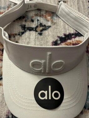 Alo Yoga Open-Top Sports Sun Hat—Outdoor Running and Fitness Sun-Protective Base